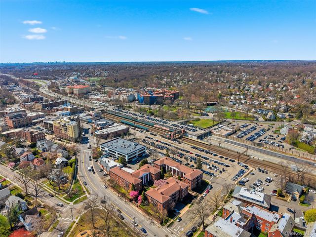 1829 Palmer Avenue 3A, Larchmont, NY 10538