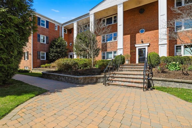 1829 Palmer Avenue 3A, Larchmont, NY 10538