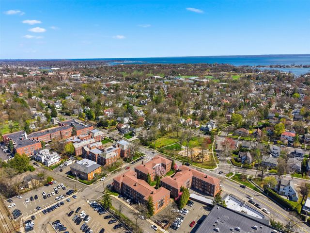 1829 Palmer Avenue 3A, Larchmont, NY 10538