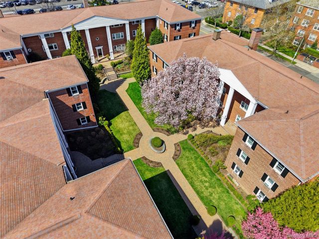 1829 Palmer Avenue 3A, Larchmont, NY 10538