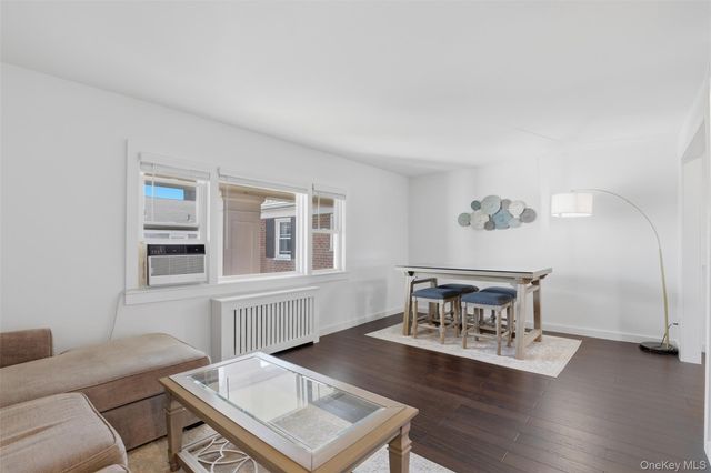 1829 Palmer Avenue 3A, Larchmont, NY 10538