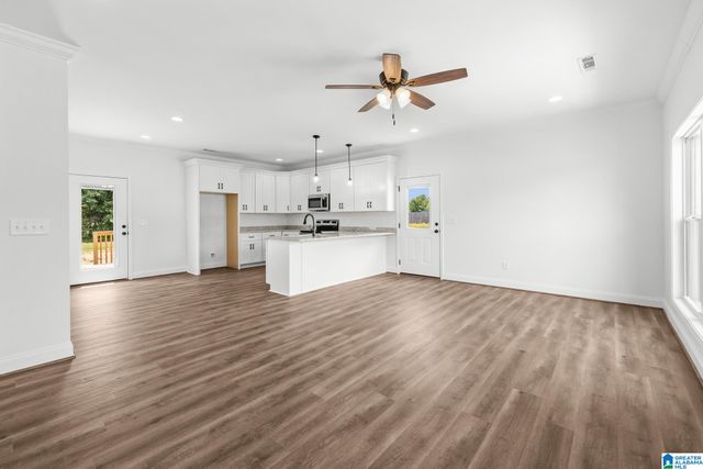 35 COUNTY ROAD 951, Clanton, AL 35045