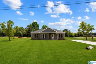 35 COUNTY ROAD 951, Clanton, AL 35045
