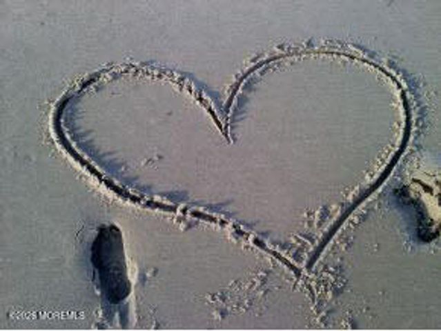 2409 Robin Way, Manasquan, NJ 08736