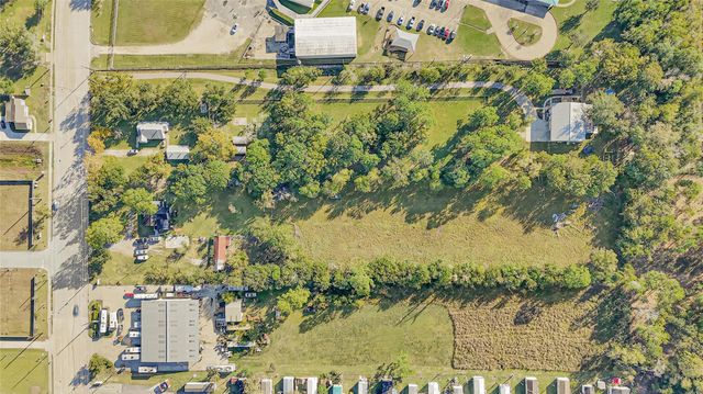 2926 Massey Tompkins Road, Baytown, TX 77521