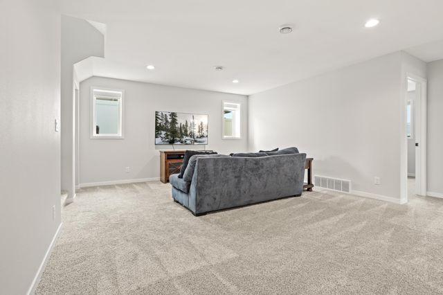 2240 14th Street W, West Fargo, ND 58078