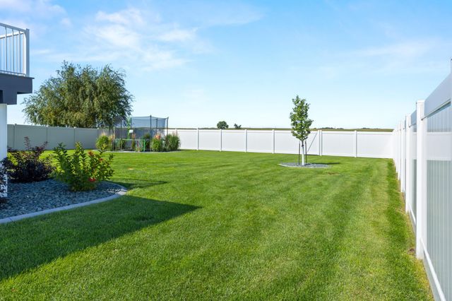 2240 14th Street W, West Fargo, ND 58078