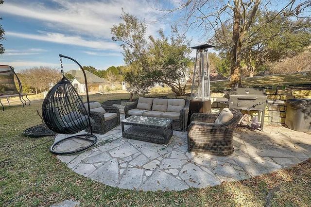101 Cheerful CT, Lakeway, TX 78734