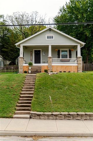 705 4th Street, Platte City, MO 64079