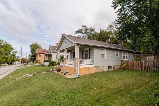 705 4th Street, Platte City, MO 64079