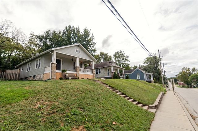 705 4th Street, Platte City, MO 64079