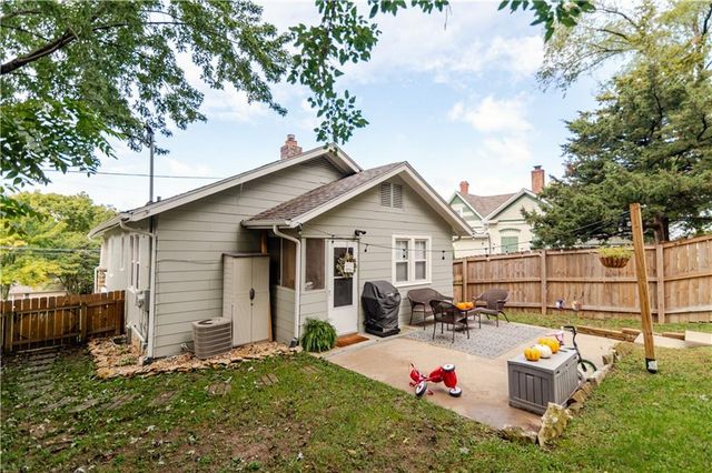705 4th Street, Platte City, MO 64079