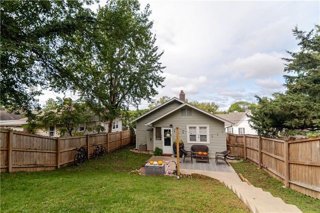 705 4th Street, Platte City, MO 64079