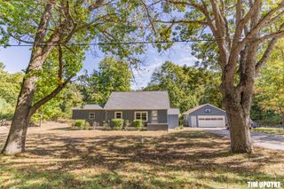 34 S Weber Road, Laketon Twp, MI 49445