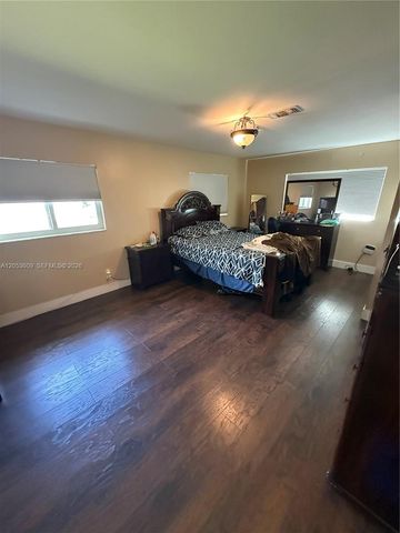 9341 NW 39th St, Sunrise, FL 33351