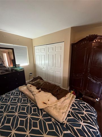 9341 NW 39th St, Sunrise, FL 33351