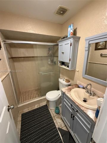 9341 NW 39th St, Sunrise, FL 33351