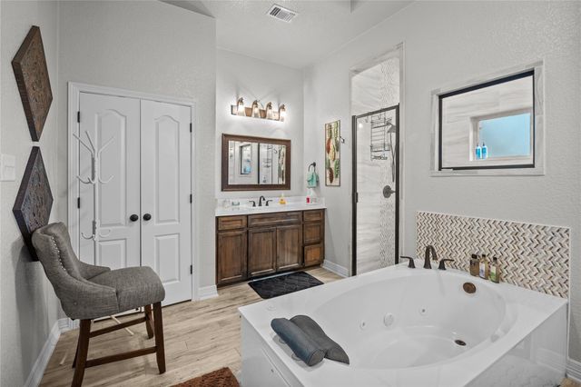 8304 Steppington DR, Killeen, TX 76542