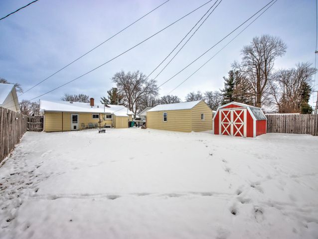 624 W Front Street, New Carlisle, IN 46552