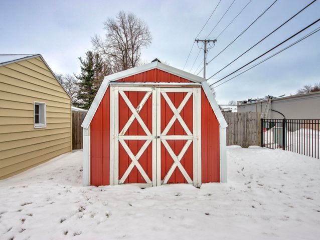 624 W Front Street, New Carlisle, IN 46552