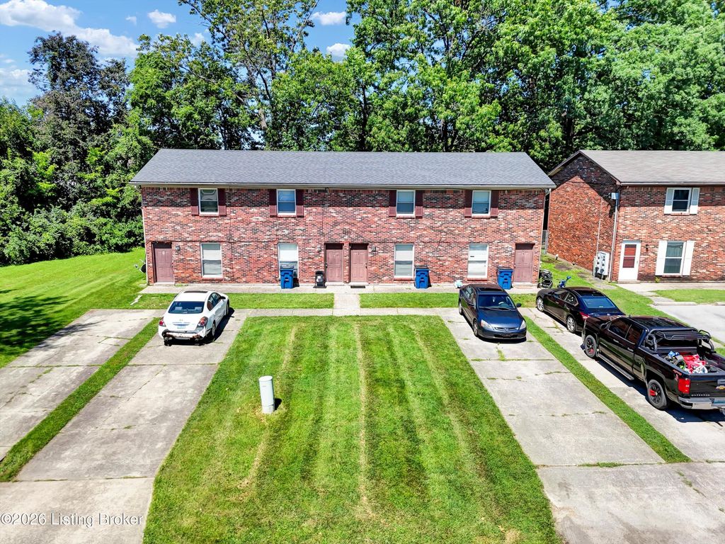 4920 Cawood Dr, Louisville, KY 40218