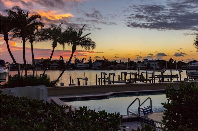 690 ISLAND WAY 708, Clearwater Beach, FL 33767