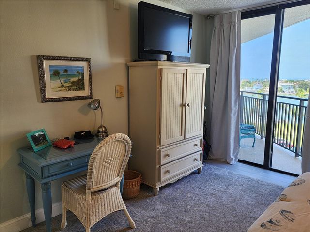 690 ISLAND WAY 708, Clearwater Beach, FL 33767