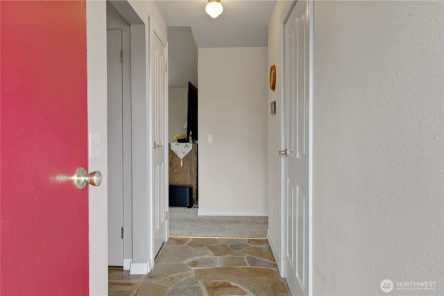 2124 Firland Drive, Puyallup, WA 98371