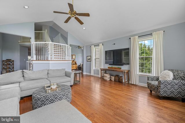 592 W CREEK RD, West Chester, PA 19382