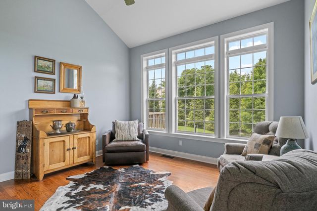 592 W CREEK RD, West Chester, PA 19382