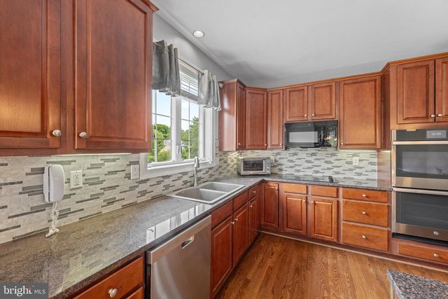 592 W CREEK RD, West Chester, PA 19382