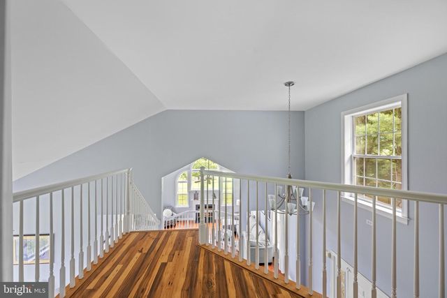 592 W CREEK RD, West Chester, PA 19382
