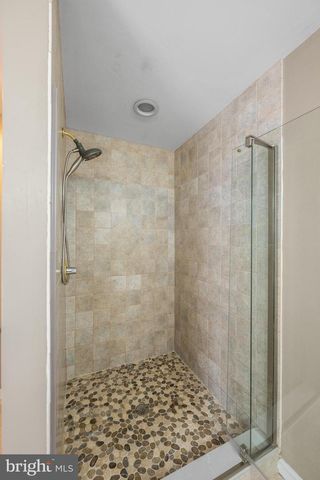 592 W CREEK RD, West Chester, PA 19382