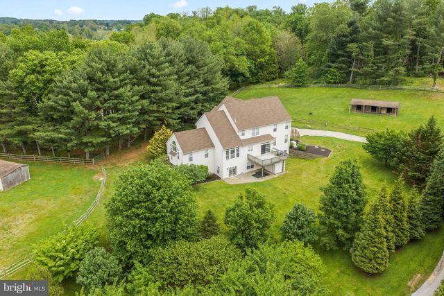 592 W CREEK RD, West Chester, PA 19382