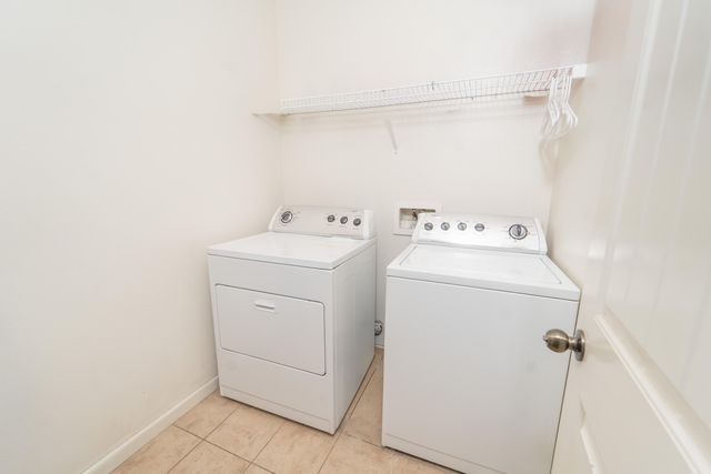 900 Heather Avenue, Dinuba, CA 93618