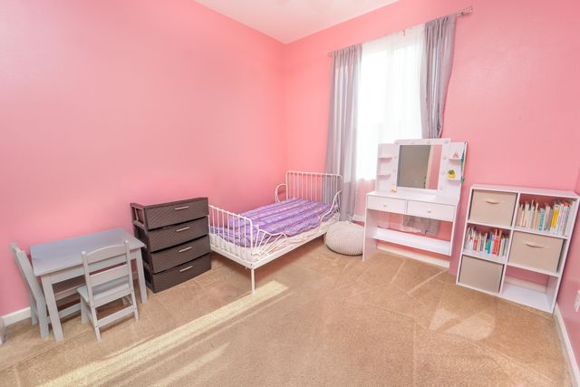 900 Heather Avenue, Dinuba, CA 93618