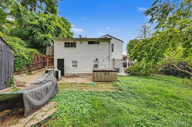 8516 Katherine Avenue, St Louis, MO 63121