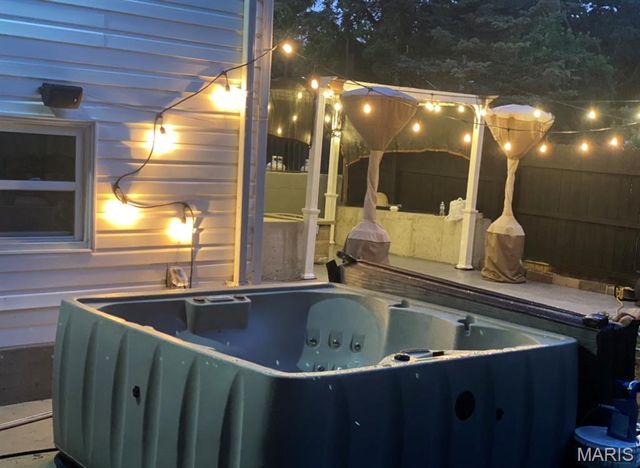 8516 Katherine Avenue, St Louis, MO 63121
