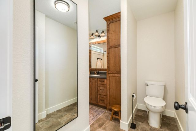 5206 6th Street, Danbury, TX 77534