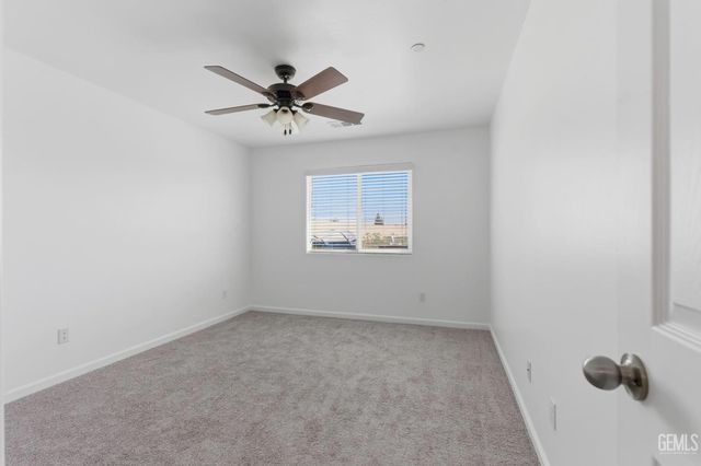 9102 Whitman Avenue, Bakersfield, CA 93311