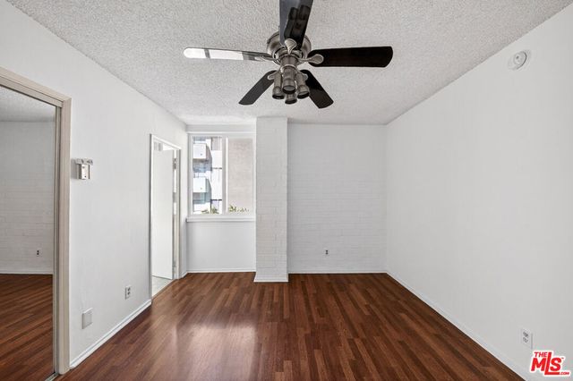 540 Kelton Avenue 402, Los Angeles, CA 90024