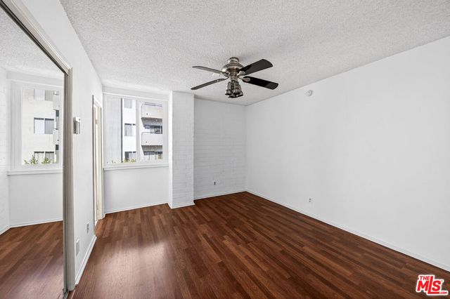 540 Kelton Avenue 402, Los Angeles, CA 90024