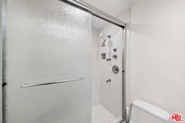 540 Kelton Avenue 402, Los Angeles, CA 90024
