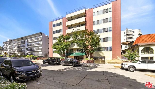 540 Kelton Avenue 402, Los Angeles, CA 90024
