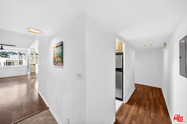 540 Kelton Avenue 402, Los Angeles, CA 90024