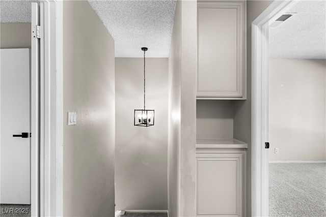 3301 Fairview Lane, Las Vegas, NV 89121