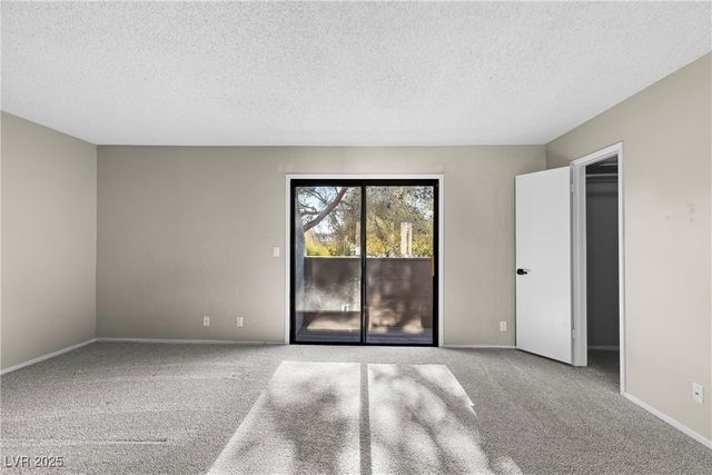 3301 Fairview Lane, Las Vegas, NV 89121