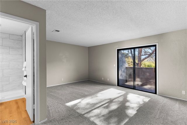 3301 Fairview Lane, Las Vegas, NV 89121