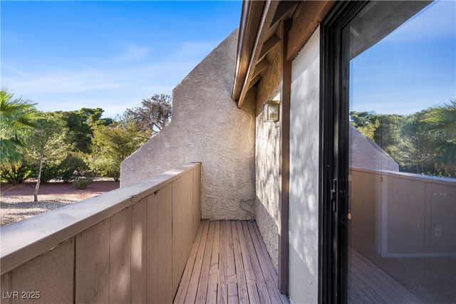 3301 Fairview Lane, Las Vegas, NV 89121