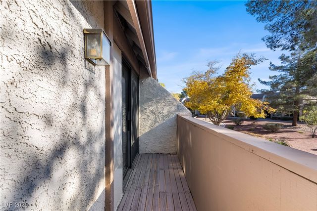 3301 Fairview Lane, Las Vegas, NV 89121